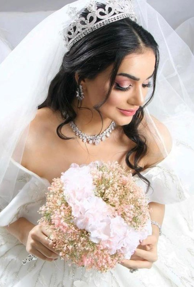  تصوير عروس بكاميرا المصورة وسن العصيمي