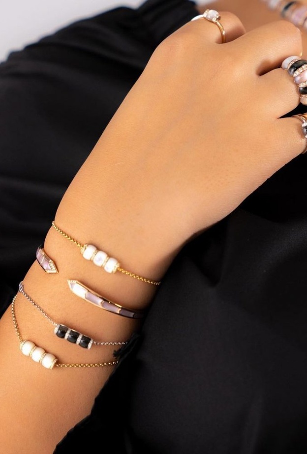 اشكال اساور رائعة للعروس من دار نورة شوقي