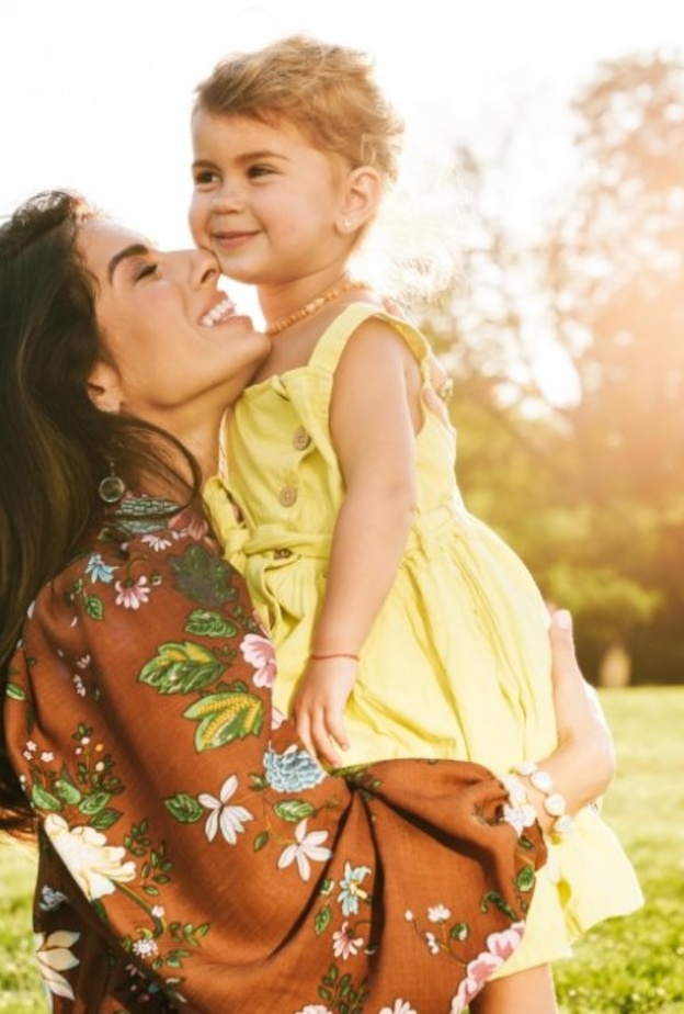 ريشا بهاجاري، إحدى متعاملات زيورخ في دبي