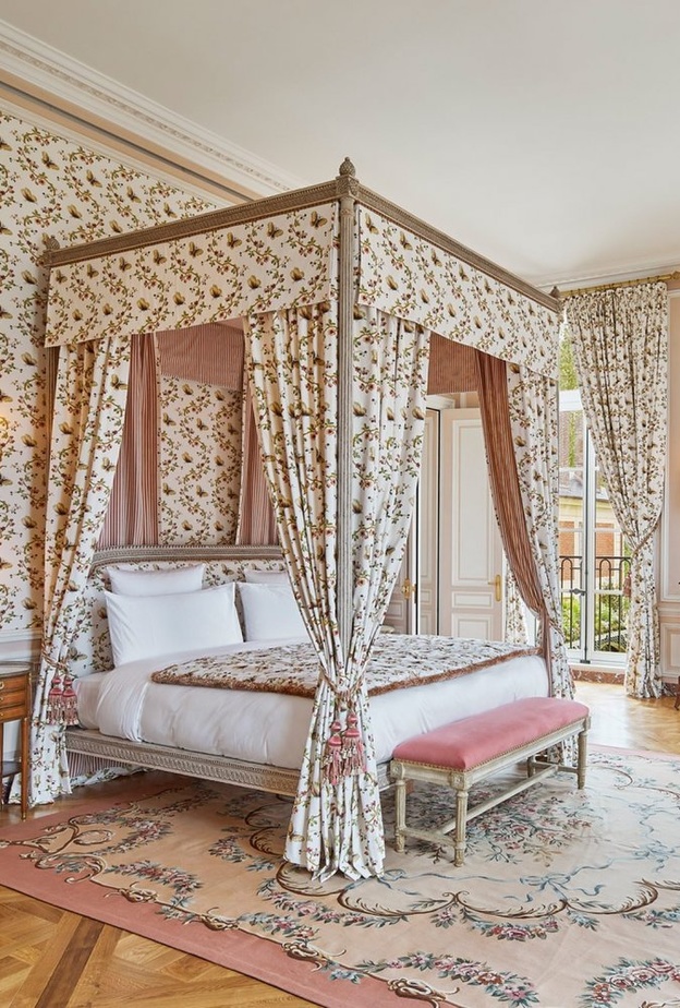  الحياة الملكية في فندق قصر فرساي