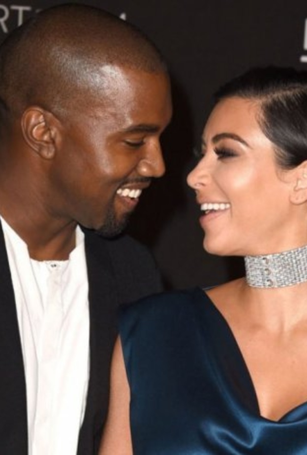 رد فعل كيم كارداشيان على مواعدة كاني ويست و إيرينا شايك 2021