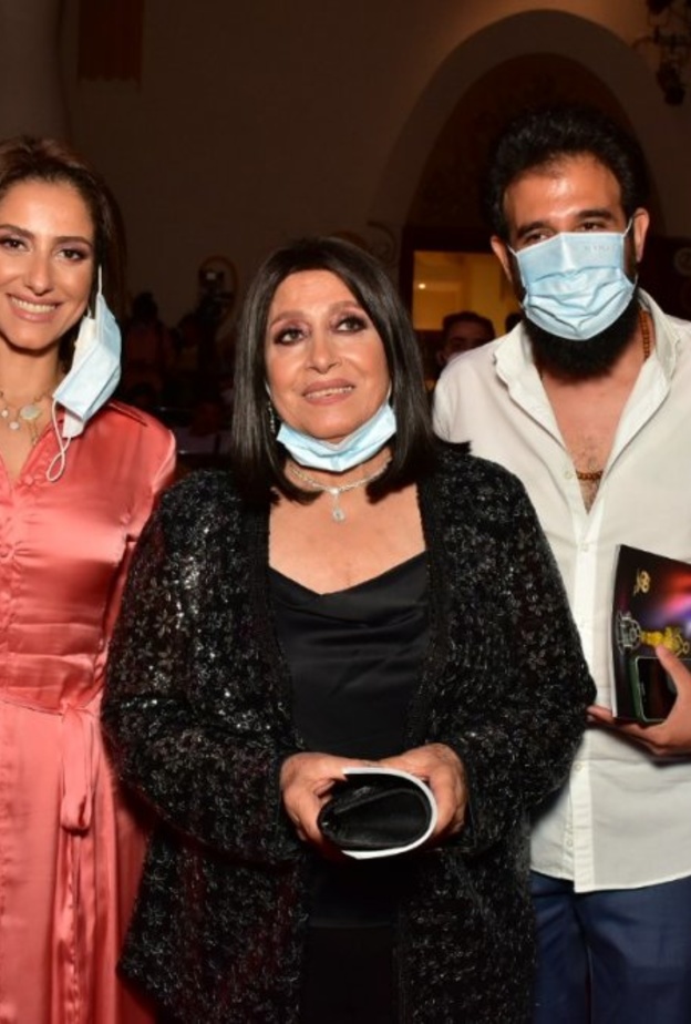 حنان مطاوع ووالدتها