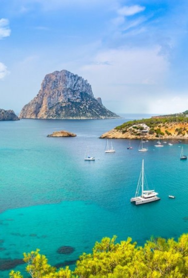  إسبانيا تفتح أبوابها لعرسان دول الخليج الملقحين