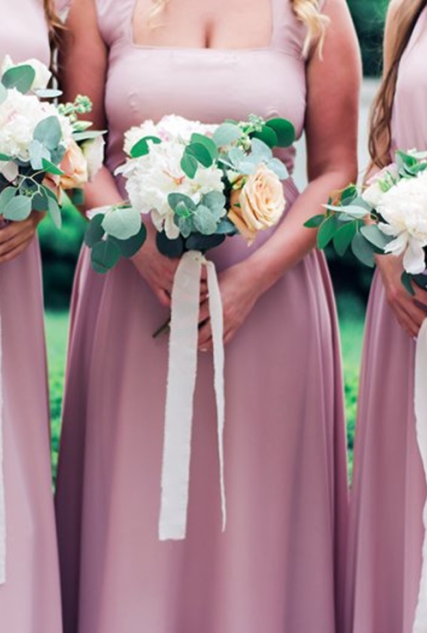  انسحاب 4 من وصيفات الشرف