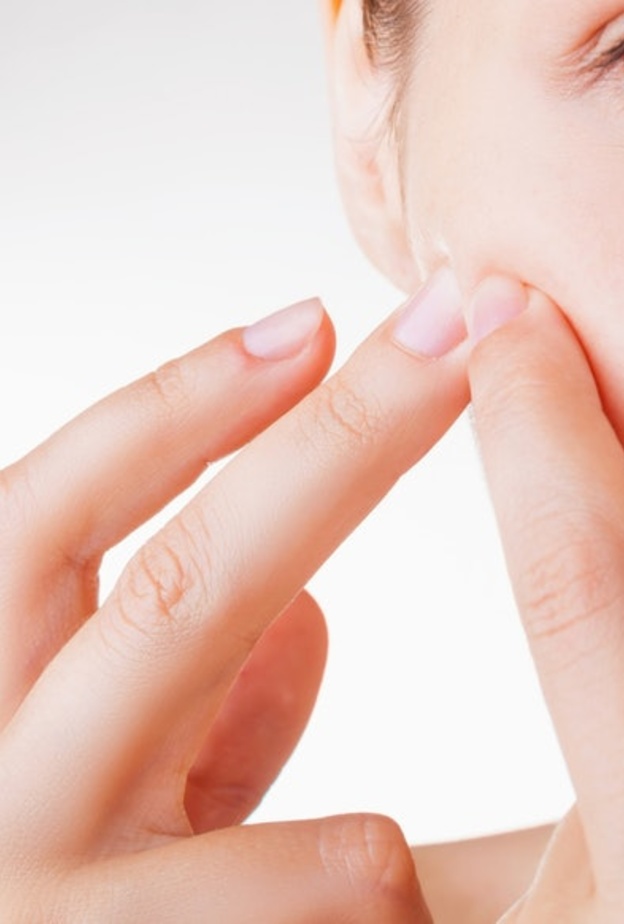 اسباب غير متوقعة لظهور حب الشباب