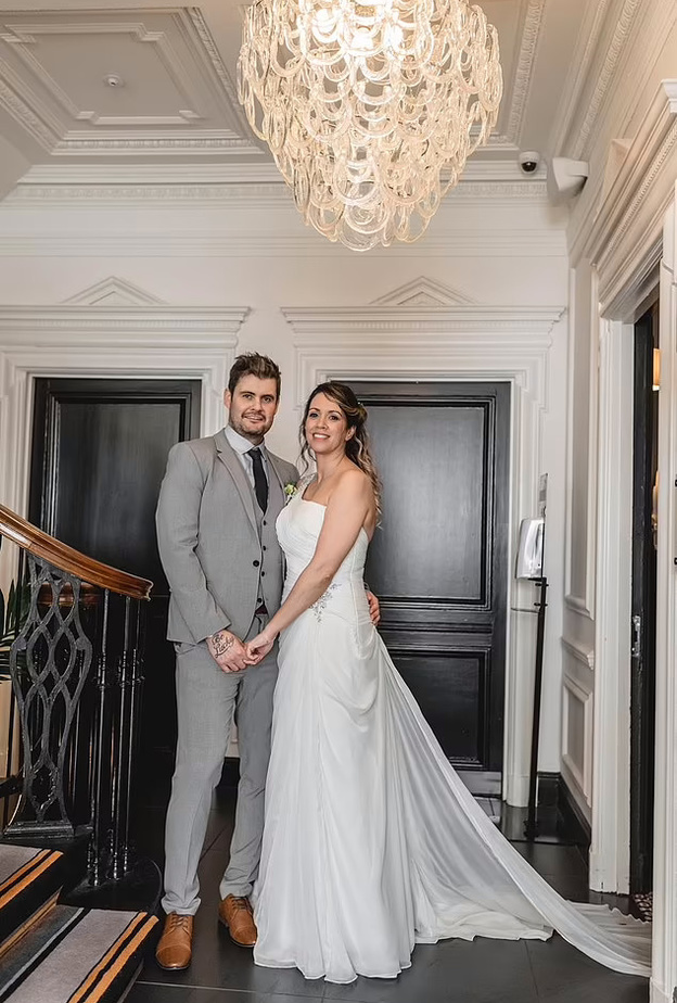  ما الذي يدفع العروس الى استئجار فستان الزفاف ؟