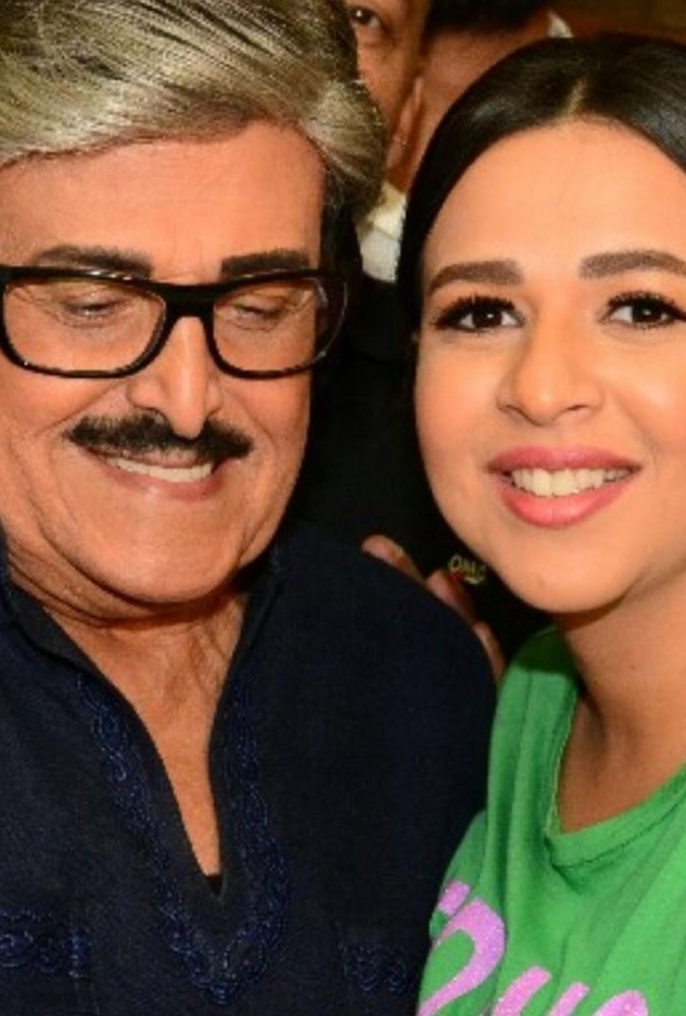 إيمي سمير غانم ووالدها