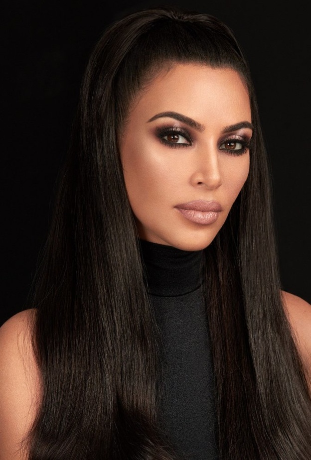 مكياج عيون سموكي اسود 2021 ومدموج من وحي Kim Kardashian