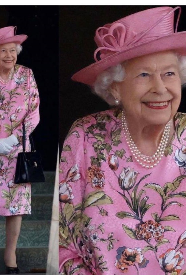 اطلالة الملكة اليزابيث لموضة القبعة لملكية الزهرية