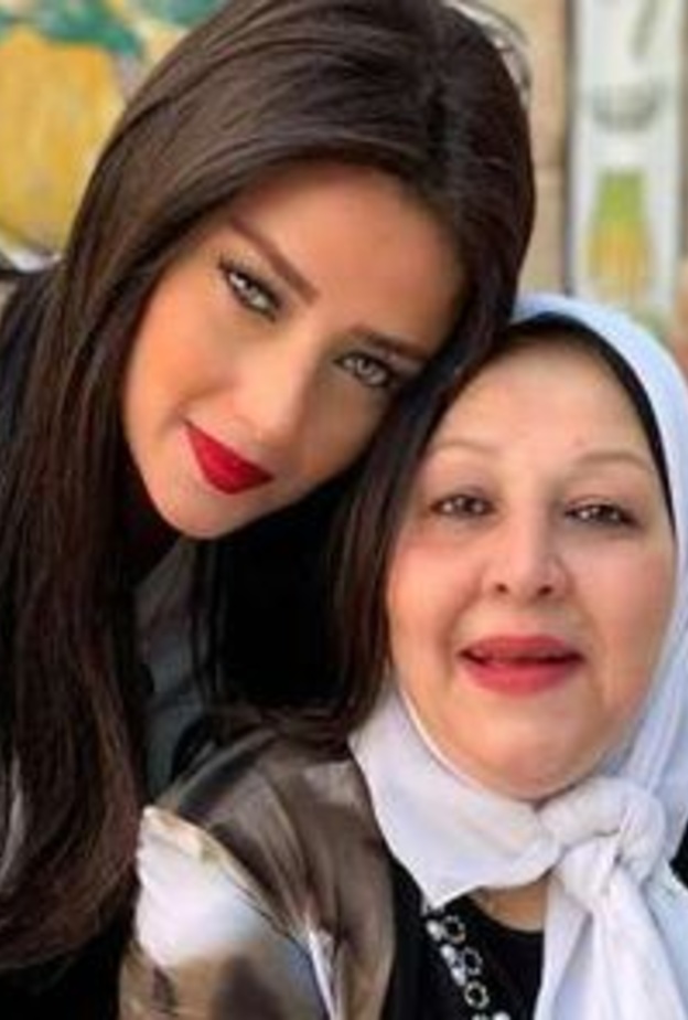 رضوى الشربيني