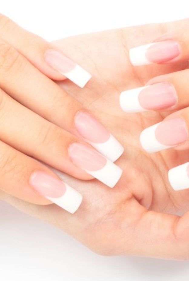  خلطات طبيعية بالبيض لتقوية وتطويل الاظافر في اسرع وقت