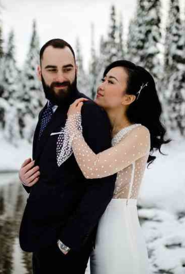  الطعام الرائع والأقل تكلفة يعد أيضا من مميزات حفلات الزفاف الشتوية