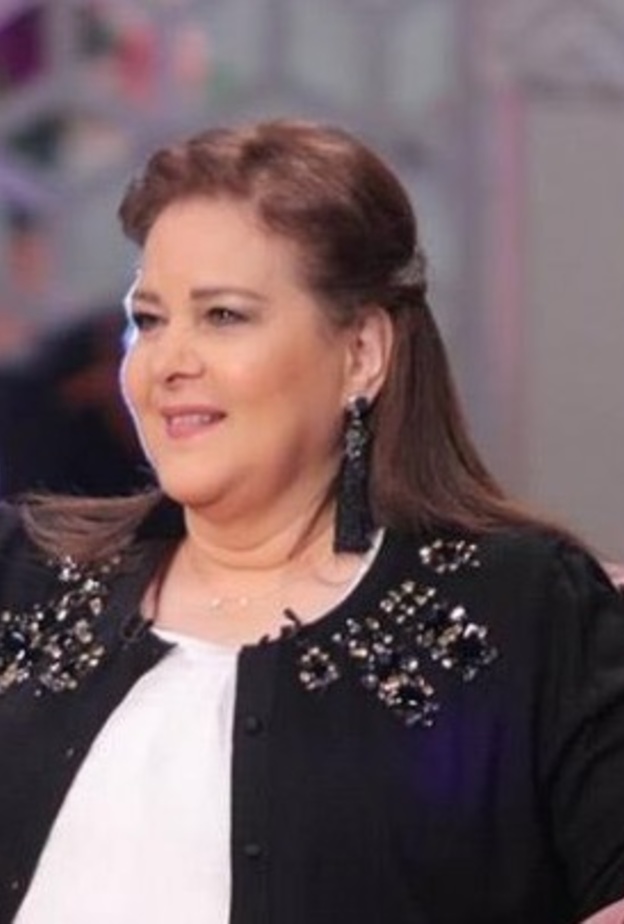 دلال عبد العزيز