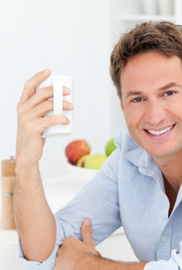 افضل 5 مشروبات صحية لتعزيز صحة الاباء بعد سن الاربعين