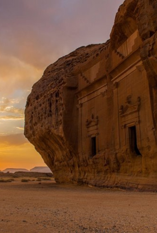 العلا أحد أفضل الوجهات للاحتفال بعيد الأب في السعودية 