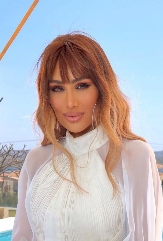 أحدث قصات شعر مع الغرة