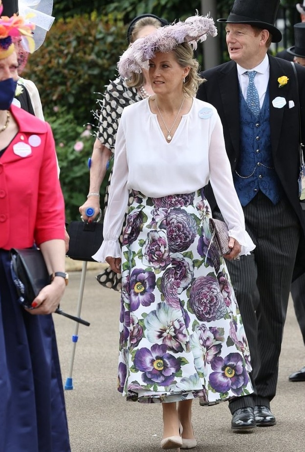 صور اجمل اطلالات صوفي كونتيسة وسكس في حفل Royal Ascot 2021
