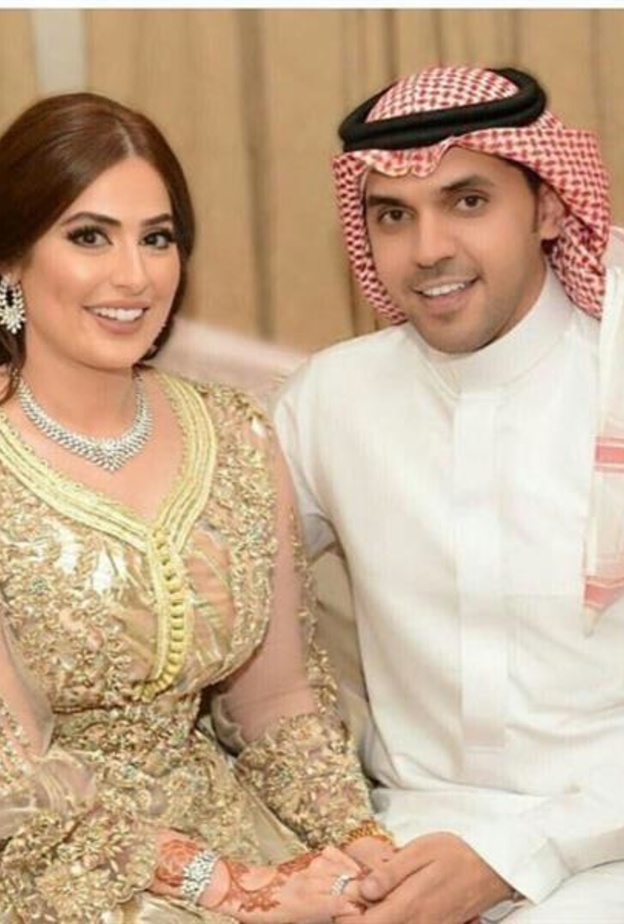 رؤى الصبان تتلقى سيارة فارهة من زوجها حمود الفايز