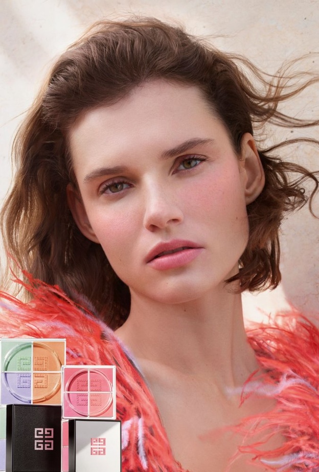 بلاش Prisme Libre.. توهّج فائق من Givenchy