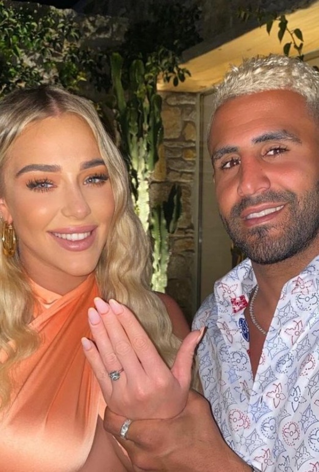 رياض محرز وخطيبته