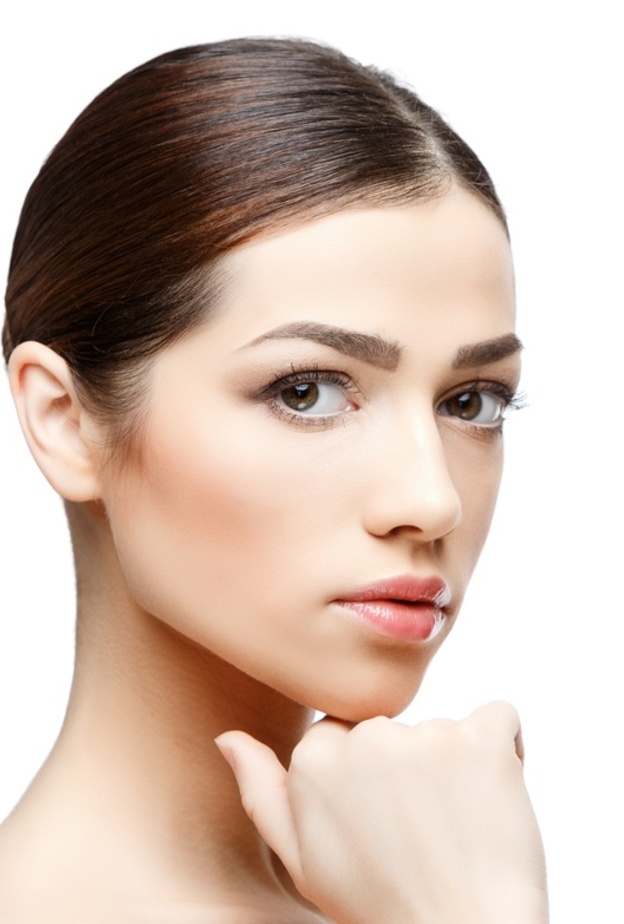 تبييض البشرة وعلاج حروق الشمس بخلطات الزبادي