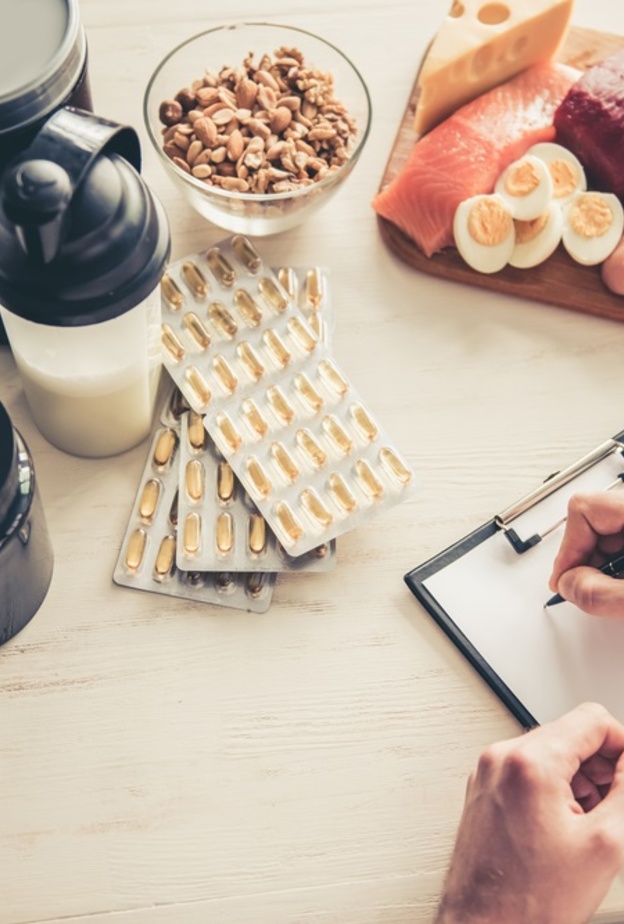  الطريقة الصحيحة لاستهلاك المكملات الغذائية