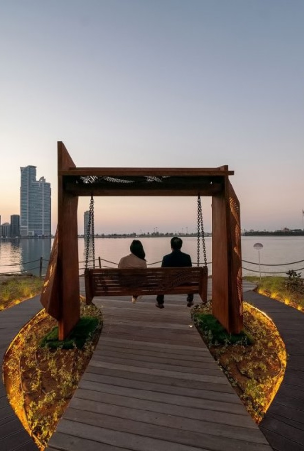 الأرجوحة في جزيرة النور - وام