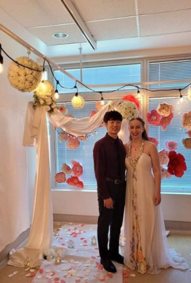  وفاة أم بعد ساعات من حفل زفافها ابنتها