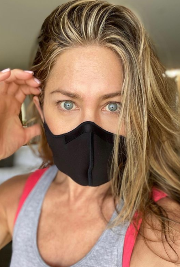 جينيفر أنيستون - الصورة من حساب جينيفر أنيستون على انستجرام