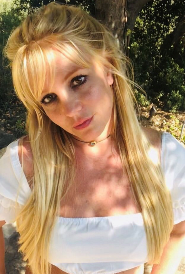 الكروب توب جعلت إطلالات بريتني سبيرز على مدى سنوات ملكة هذه الصيحة- الصورة من انستقرام