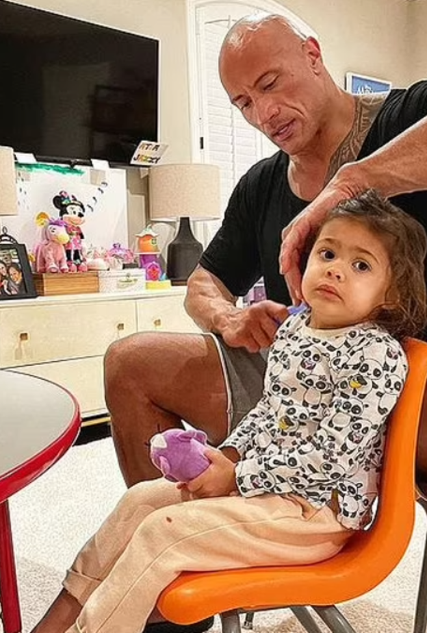 ذا روك  - الصورة من حساب ذا روك على انستجرام