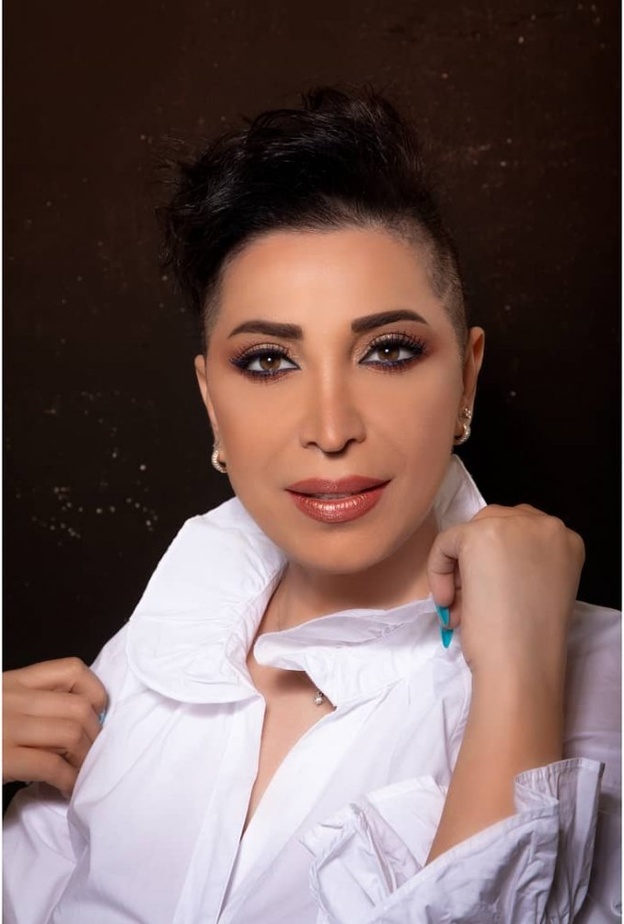 الفنانة هويدا يوسف 