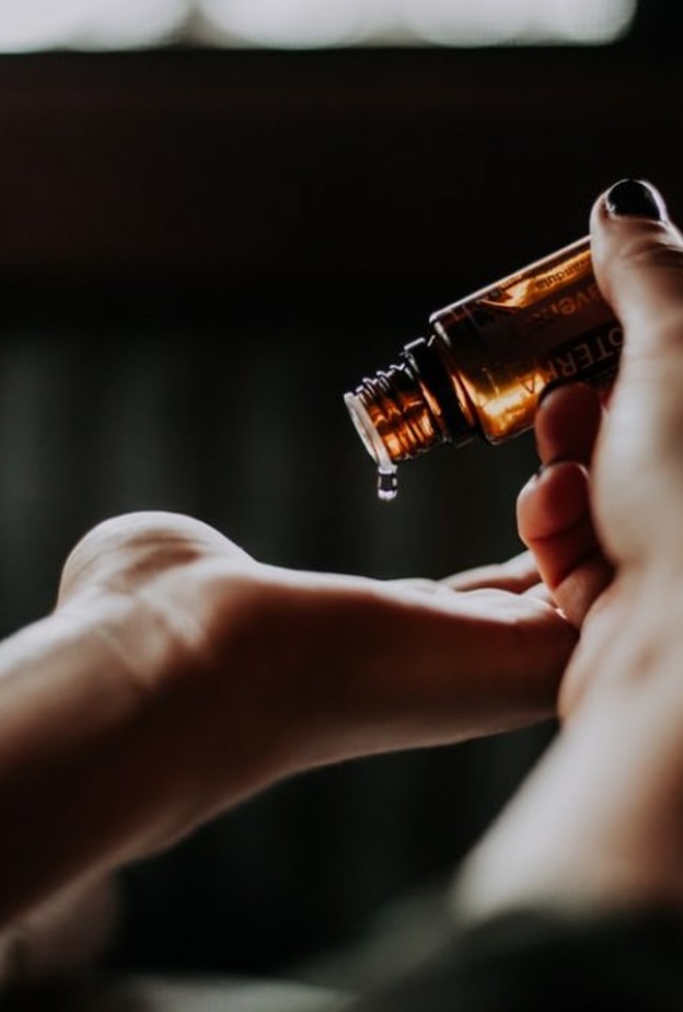 فوائد زيت الزعفران الصحية