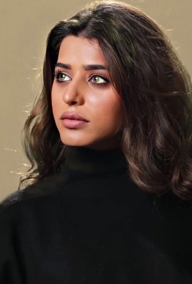 الفنانة صمود الكندري