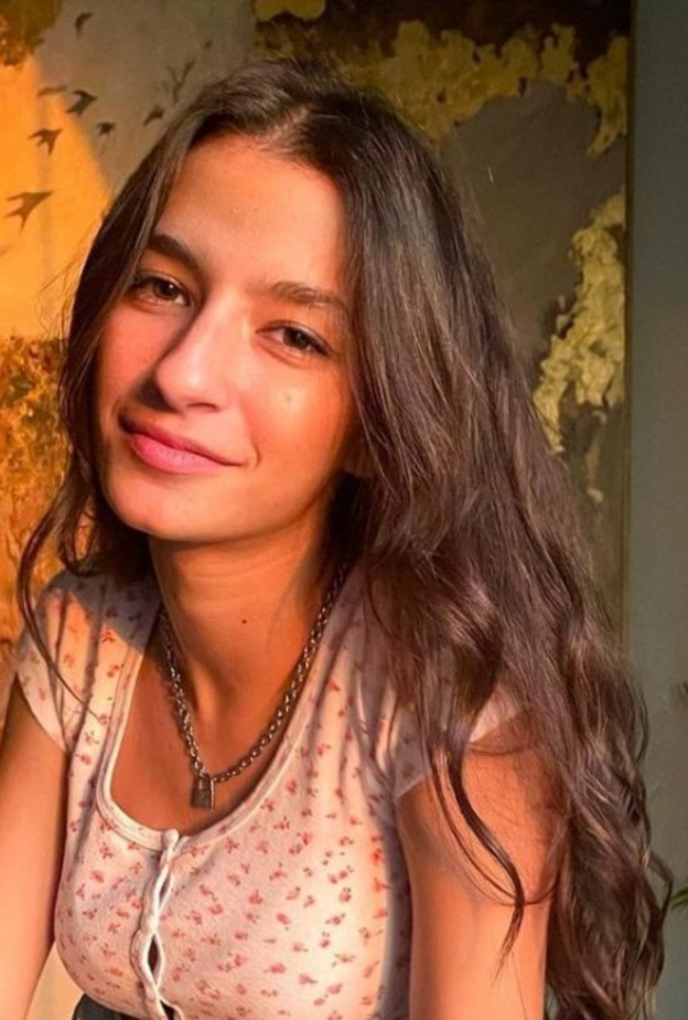 ابنة منال سلامة