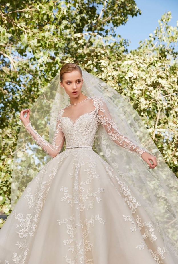 فساتين زفاف كم طويل @elie saab.