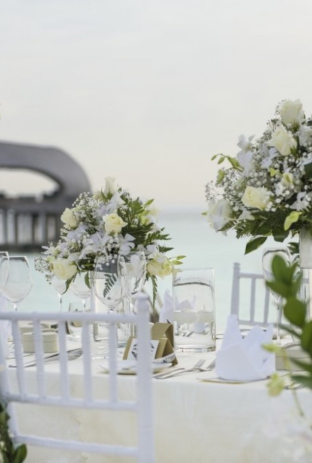 منتجع سانت ريجيس فومولي جزر المالديف 