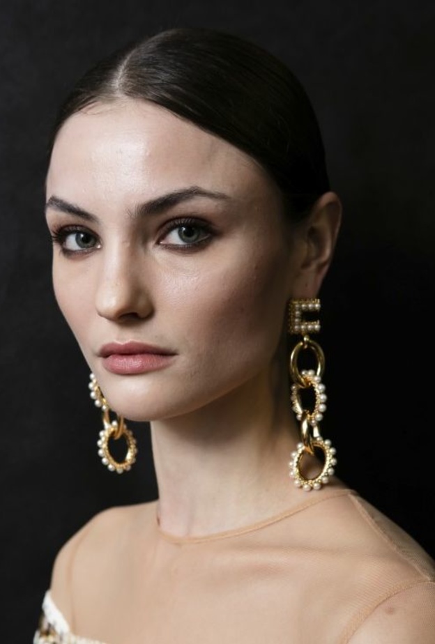 اختيار الآيلاينر البني في صيف 2021