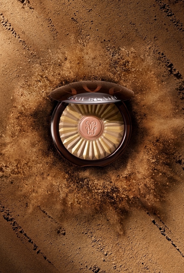 بودرة تعزيز الإسمرار Terracotta الإصدار الصيفي من Guerlain