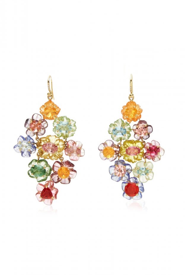  أقراط من أيرين نيويرث Irene Neuwirth