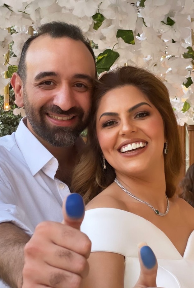 عمرو سلامة وزوجته