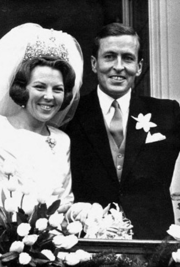 الملكة بياتريكس ملكة هولندا يوم زفافها