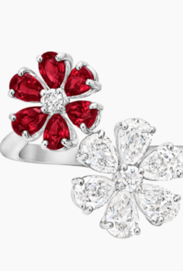 خاتم من هاري وينستون Harry Winston