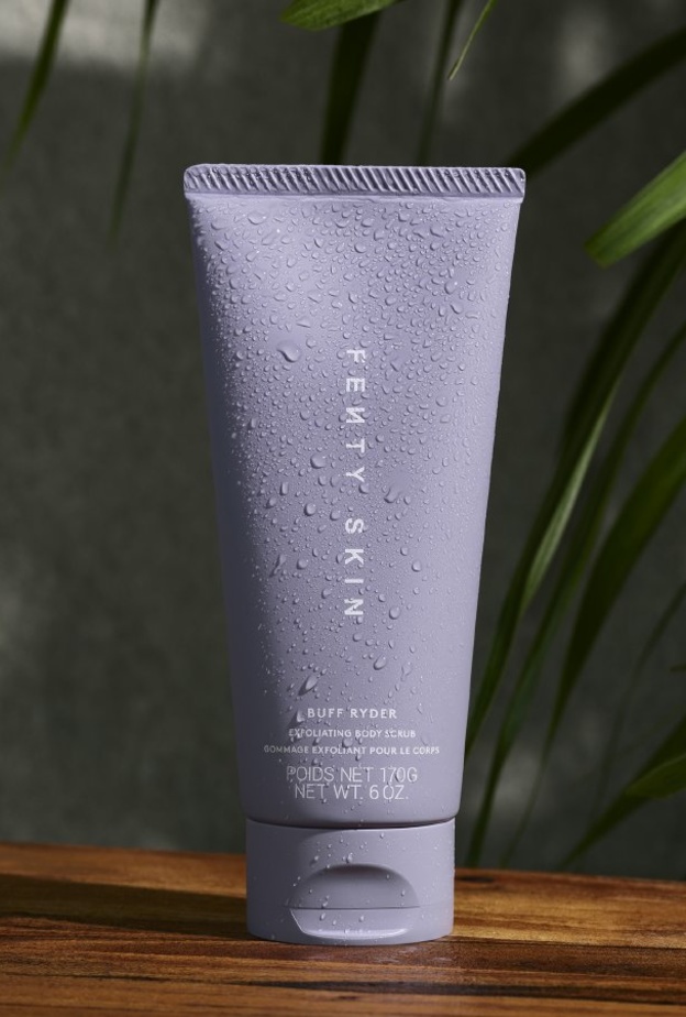 احصلي بشرة كاريبيه بعد الاستحمام مع مقشر الجسم باف رايدر من فنتي سكين