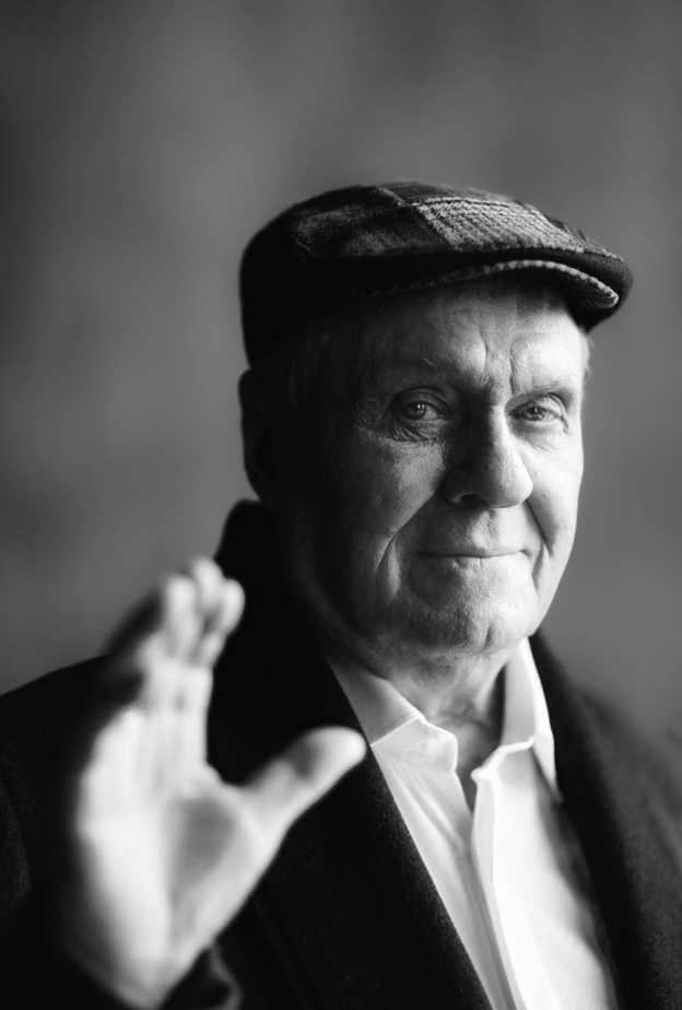 فلاديمير مينشوف