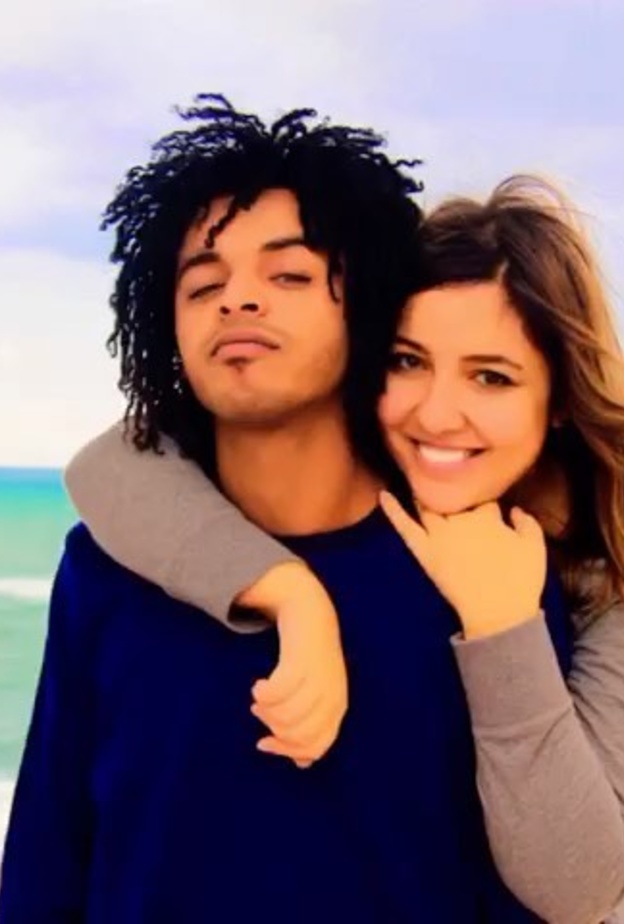 مي كساب وزوجها