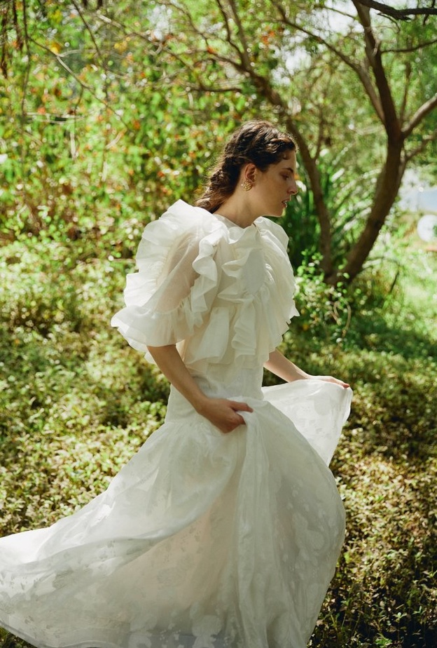 صور مجموعة ربيع وصيف 2021 من بزّة الزومان