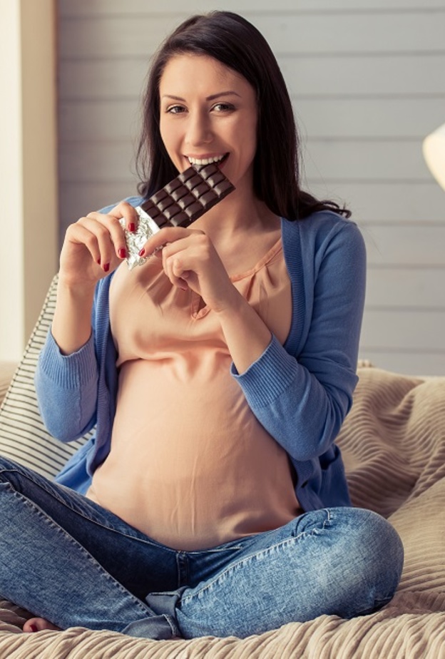 في اليوم العالمي للشوكولاته ما هي فوائد الشكولاته الداكنة للحامل