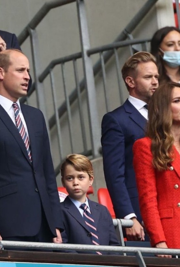 الأمير ويليام وكيت ميدلتون وابنهم الأمير جورج