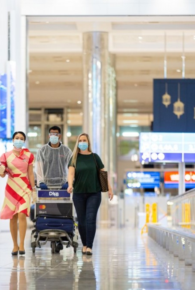 الإمارات للعطلات تعلن عن خدمة سريعة وآمنة في مطار دبي الدولي صوره من اخبار الامارات